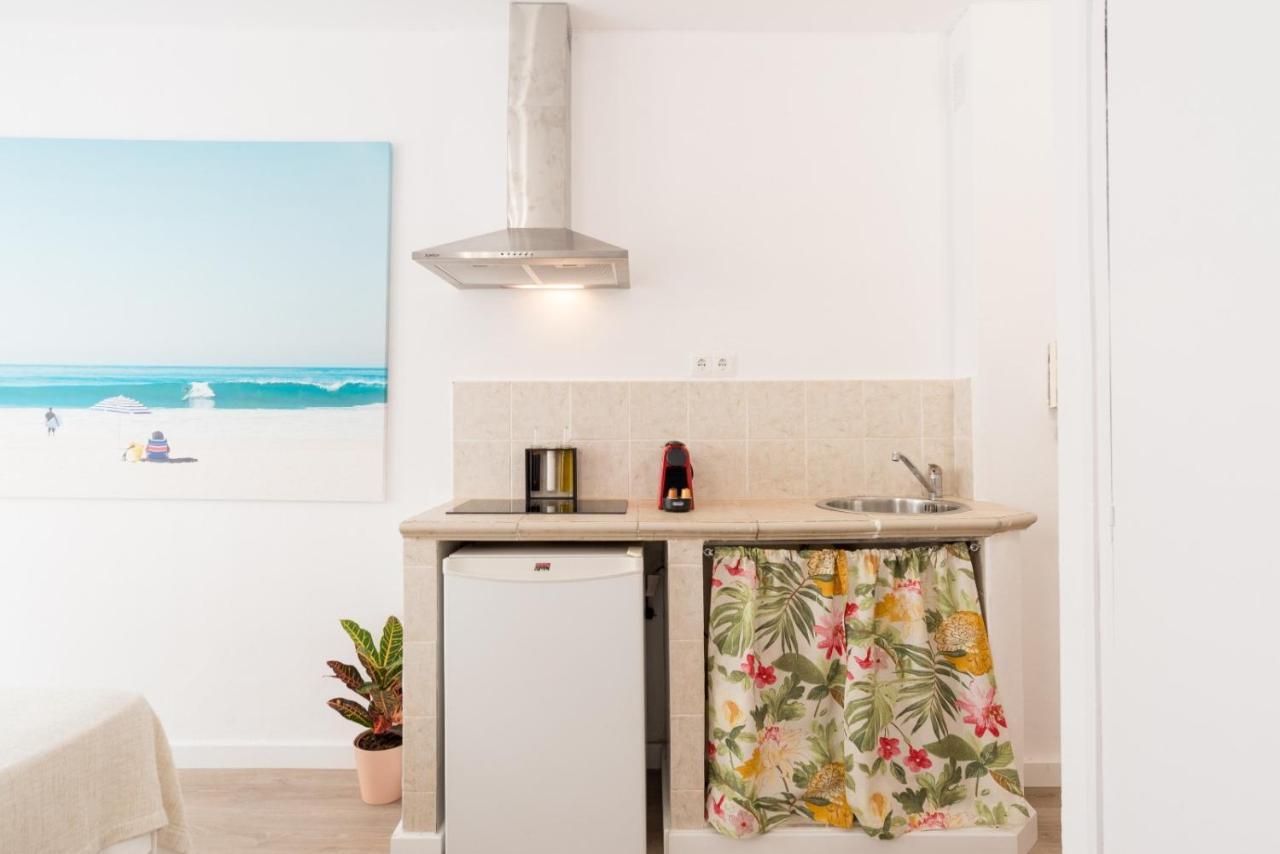 Studio Malagueta Beach Малага Екстериор снимка